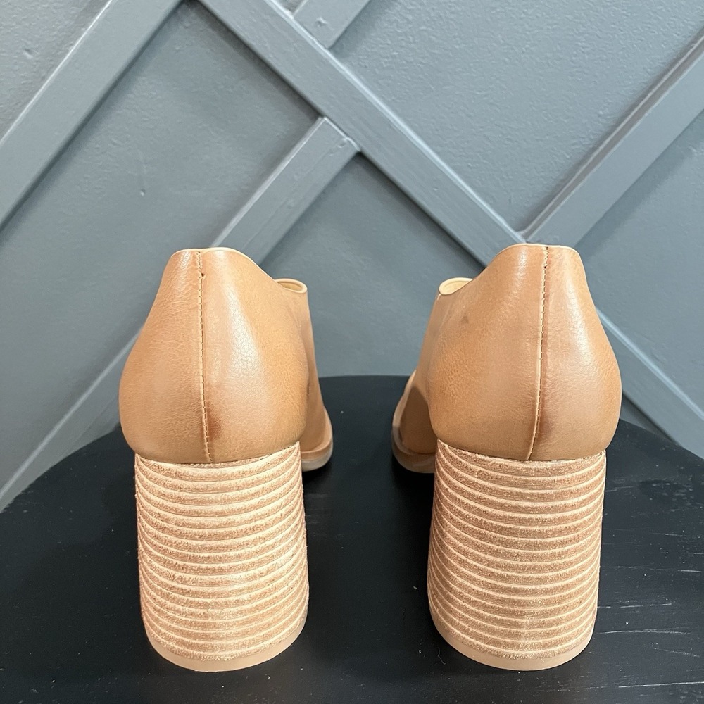 Korks Womens 9.5M Tan Cutout Block Heel Shooties Ankle Booties Comfort Shoes - Picture 5 of 8
